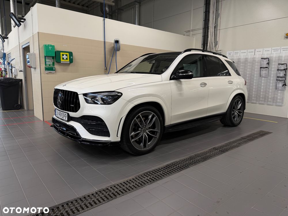 Mercedes-Benz GLE - 23