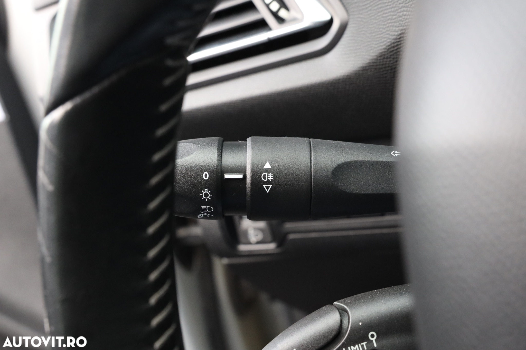 Peugeot 308 BlueHDi FAP 120 Stop & Start Active - 23