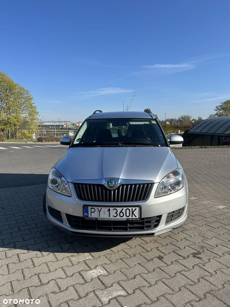 Skoda Roomster 1.2 TSI Comfort PLUS EDITION - 4