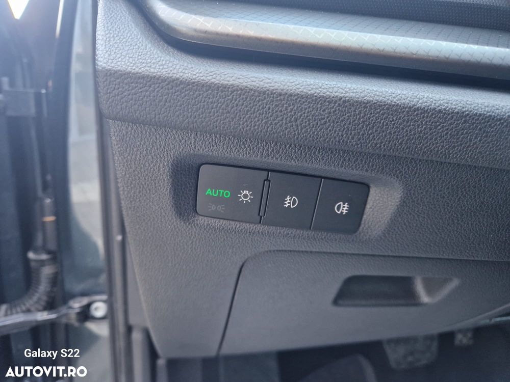 Skoda Octavia 2.0 TDI DSG Ambition - 10