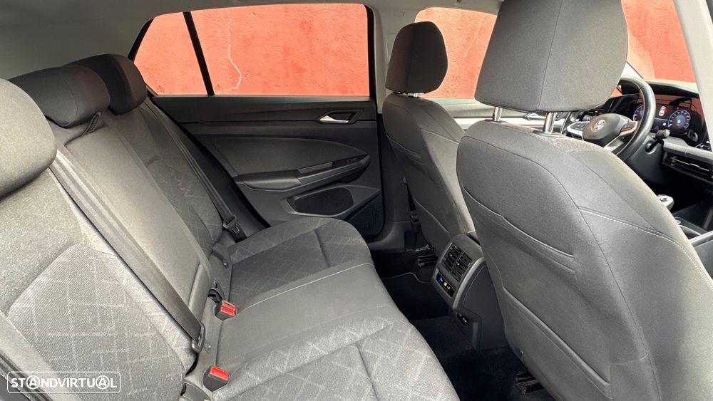 VW Golf 1.0 TSI Sportline - 10