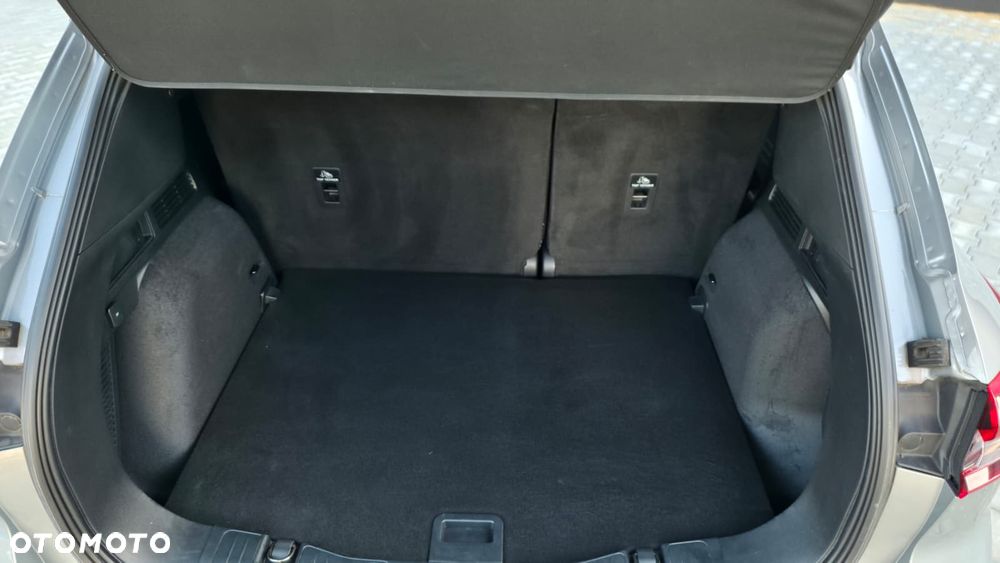 Ford Kuga - 19