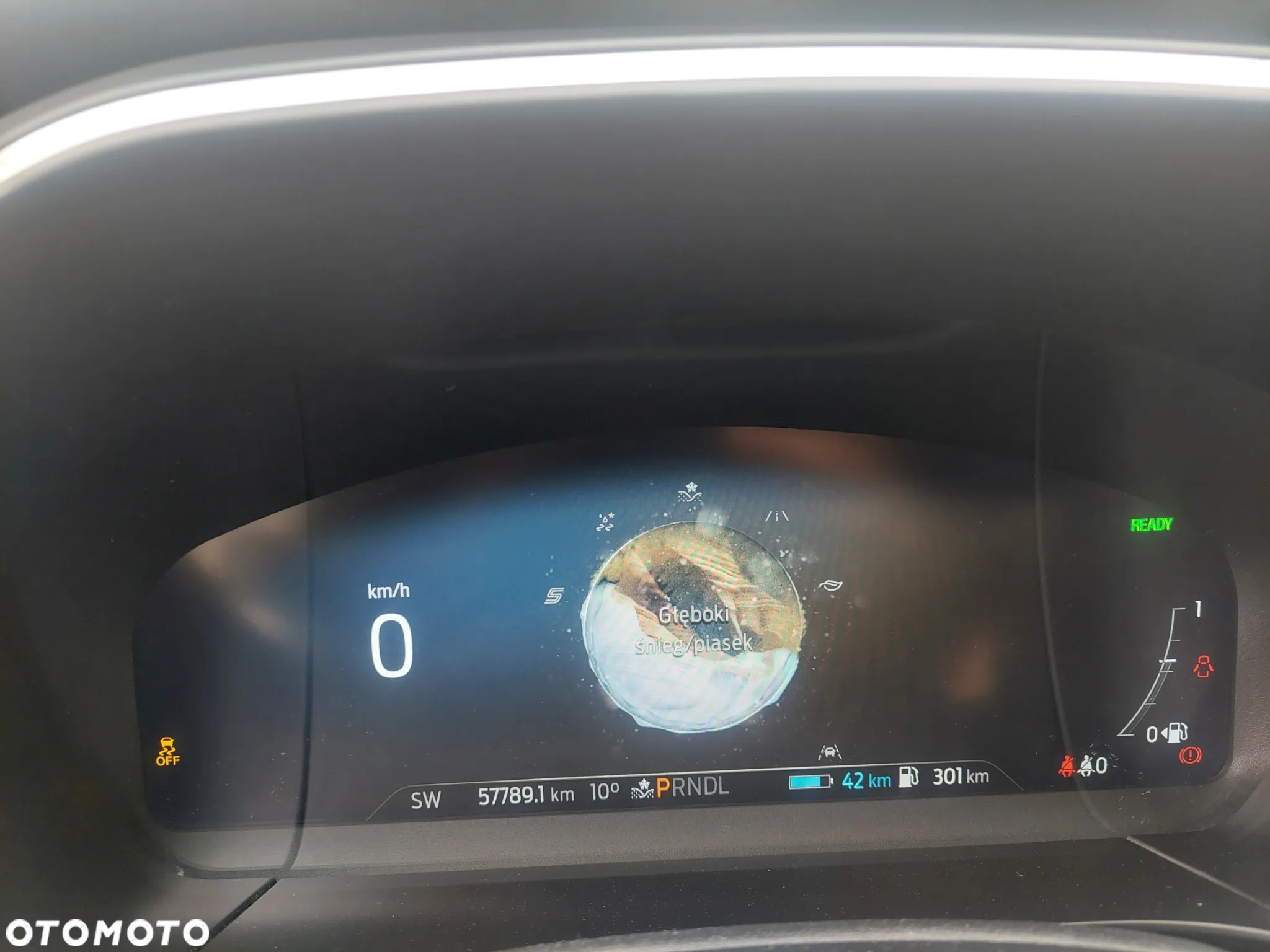 Ford Kuga - 23