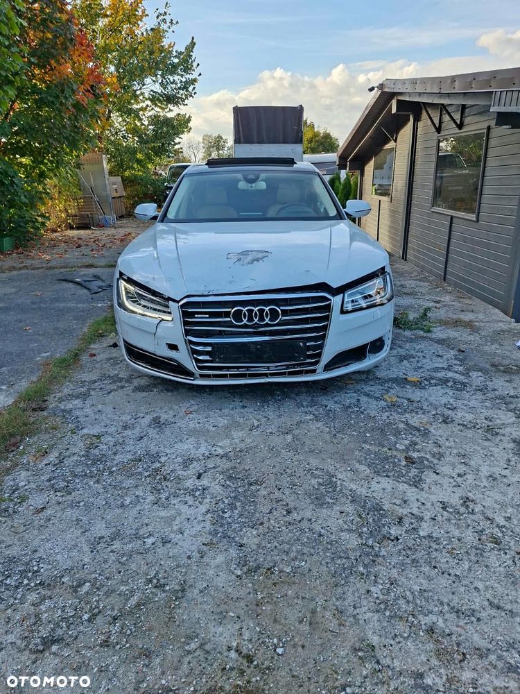 Audi A8 - 3