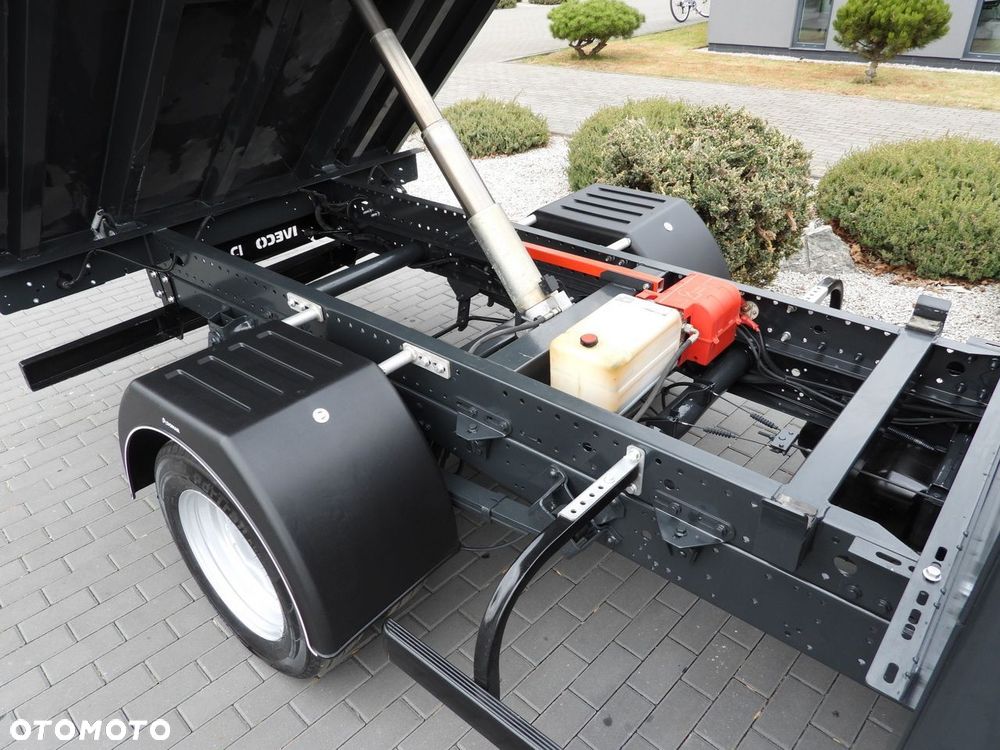 Iveco DAILY 35C13 WYWROTKA TEMPOMAT BLIŹNIACZE KOŁA KLIMATYZACJA  130KM - 24