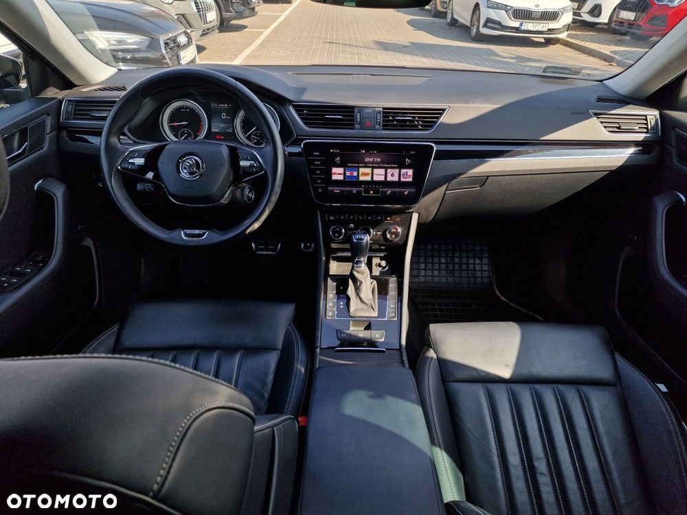 Skoda Superb 2.0 TDI SCR 4x4 L&K DSG - 19