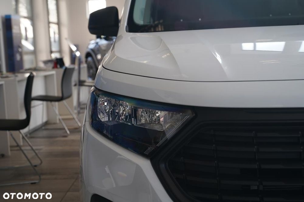 Ford Transit Connect '24 - 23