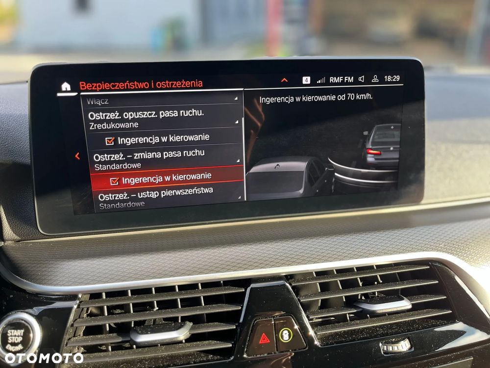 BMW Seria 5 530d xDrive mHEV M Sport sport - 32