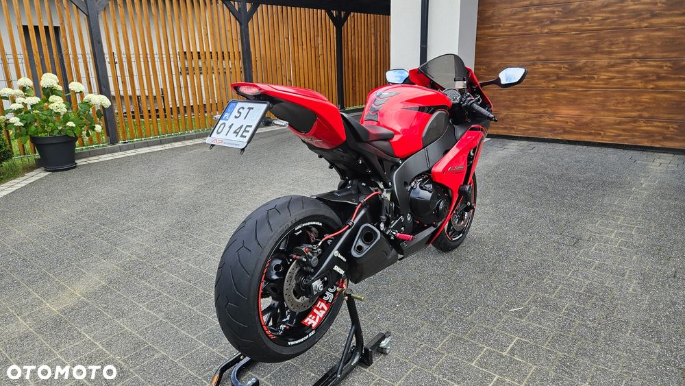 Honda CBR - 4