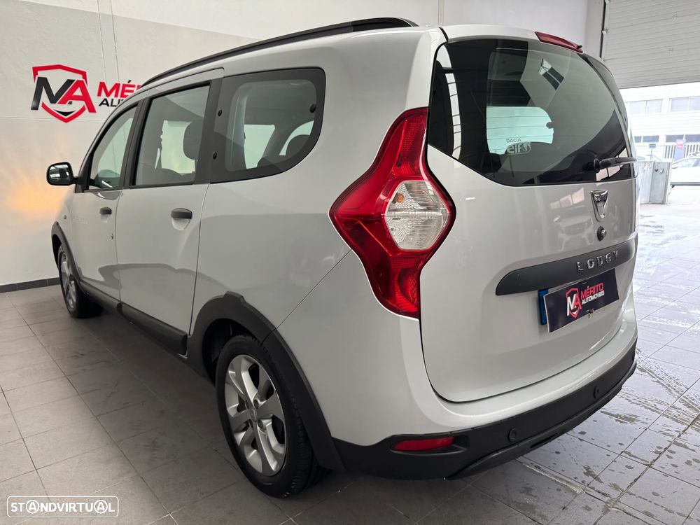 Dacia Lodgy dCi 110 Stepway - 7