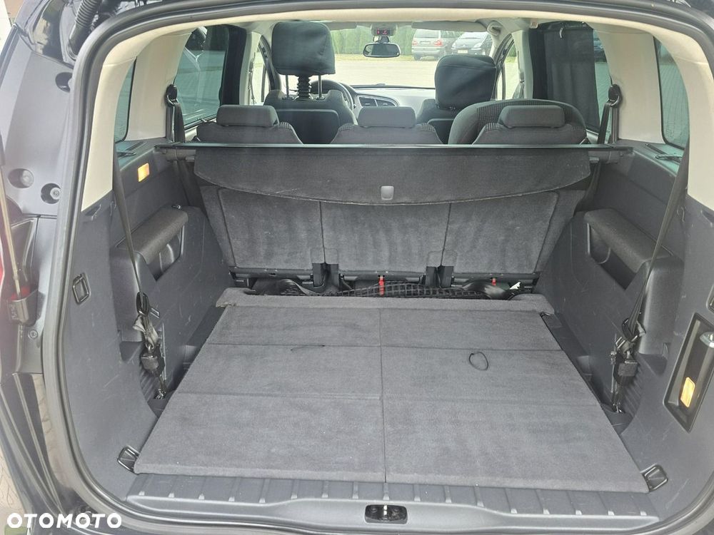 Peugeot 5008 - 21