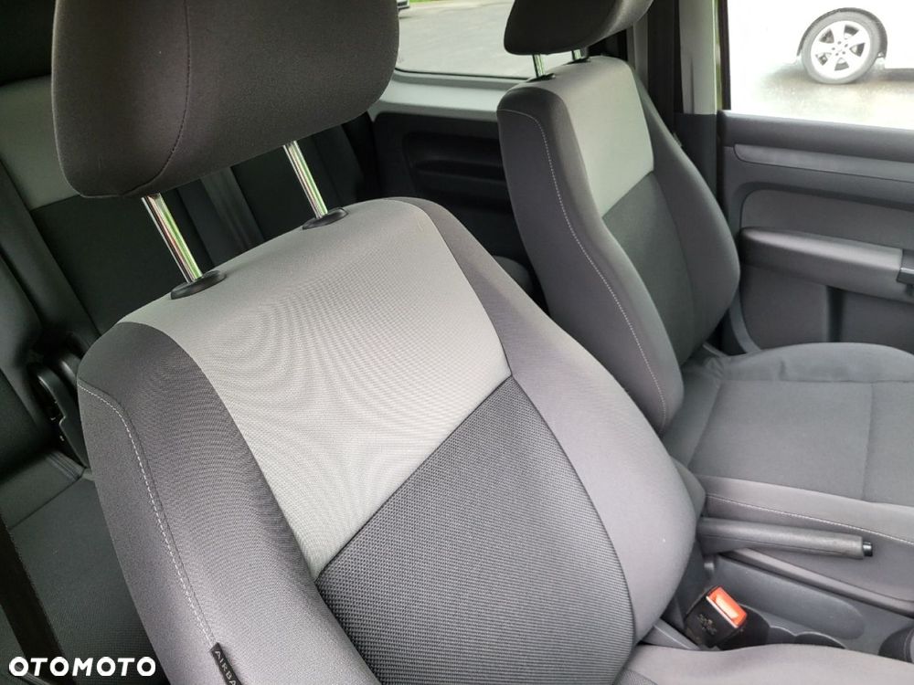 Volkswagen Caddy - 27