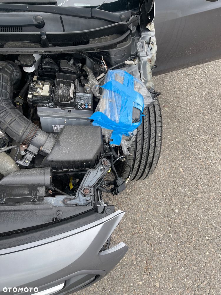 Hyundai i30 i30cw 1.4 CRDi Trend - 18