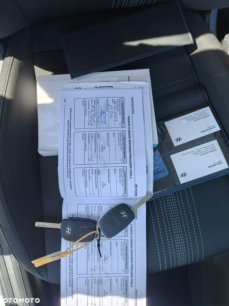 Hyundai i20 - 11