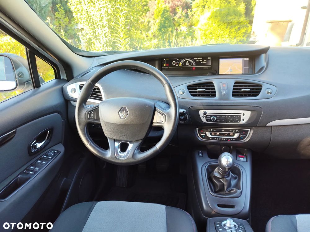 Renault Scenic - 23
