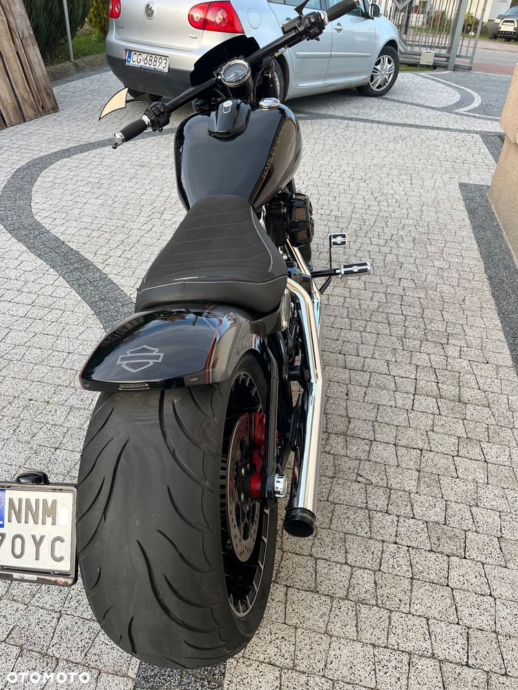 Harley-Davidson FXSB Breakout - 8