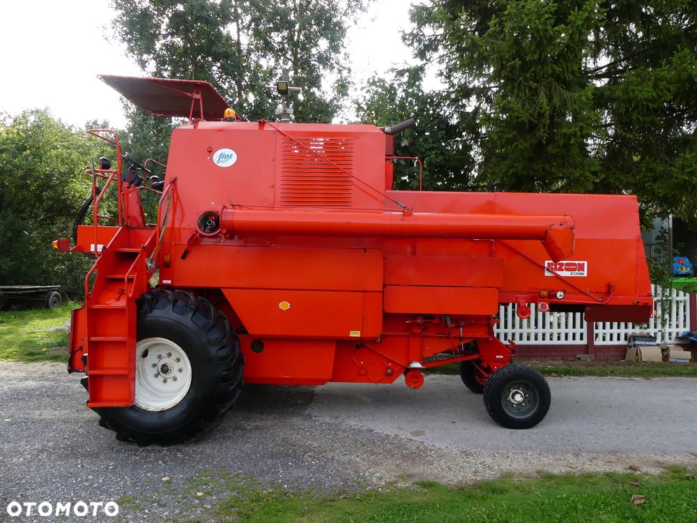 Bizon KOMBAJN ZBOŻOWY BIZON SUPER Z-056 - 22