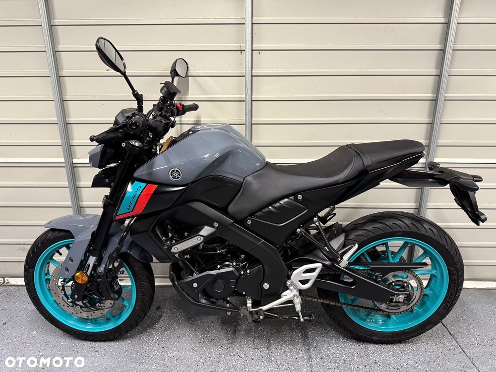 Yamaha MT - 9