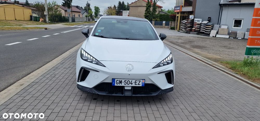 MG 4 Luxury 49 kWh - 1
