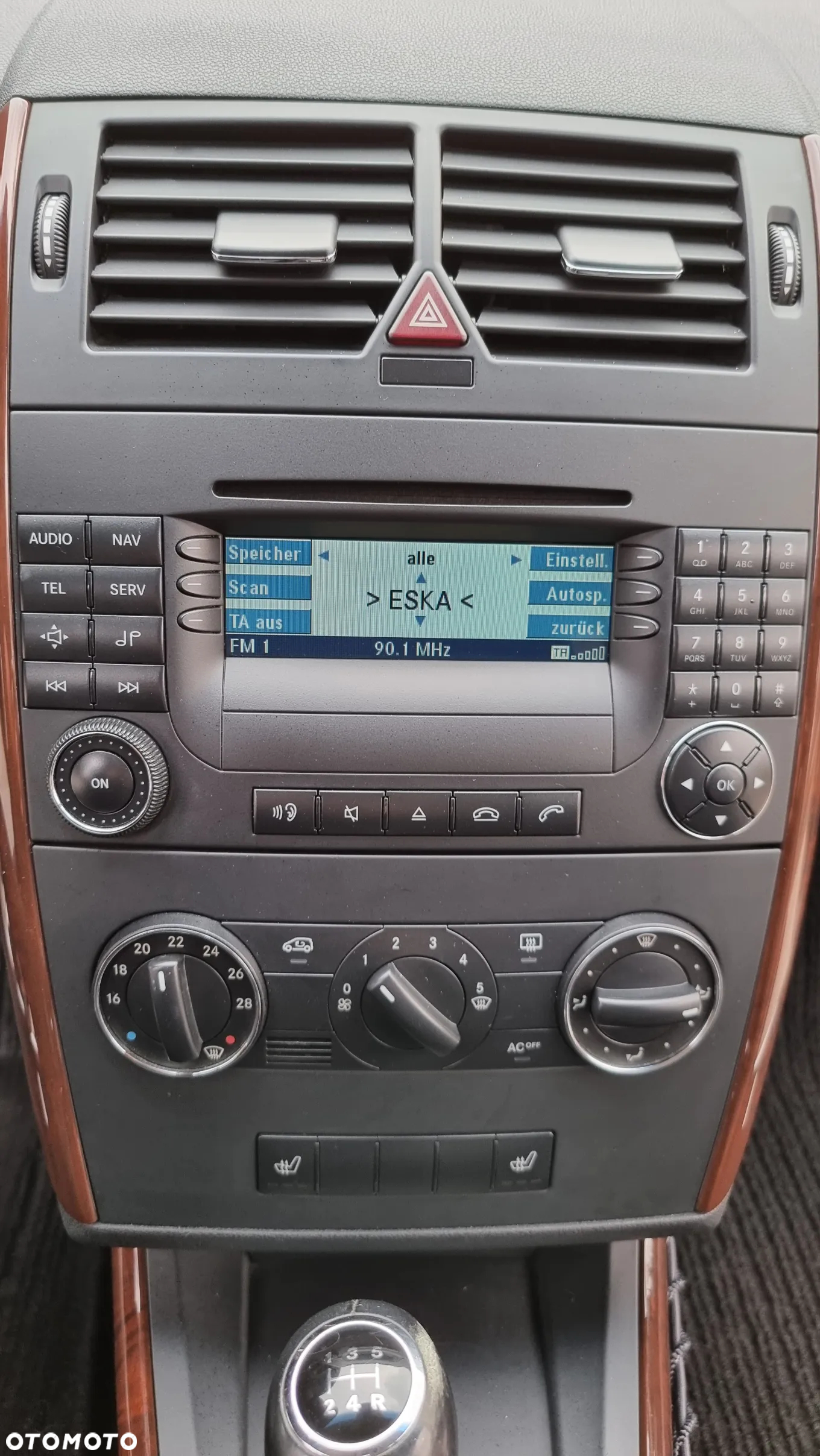 Mercedes-Benz Klasa A 200 Elegance Special Edition - 21