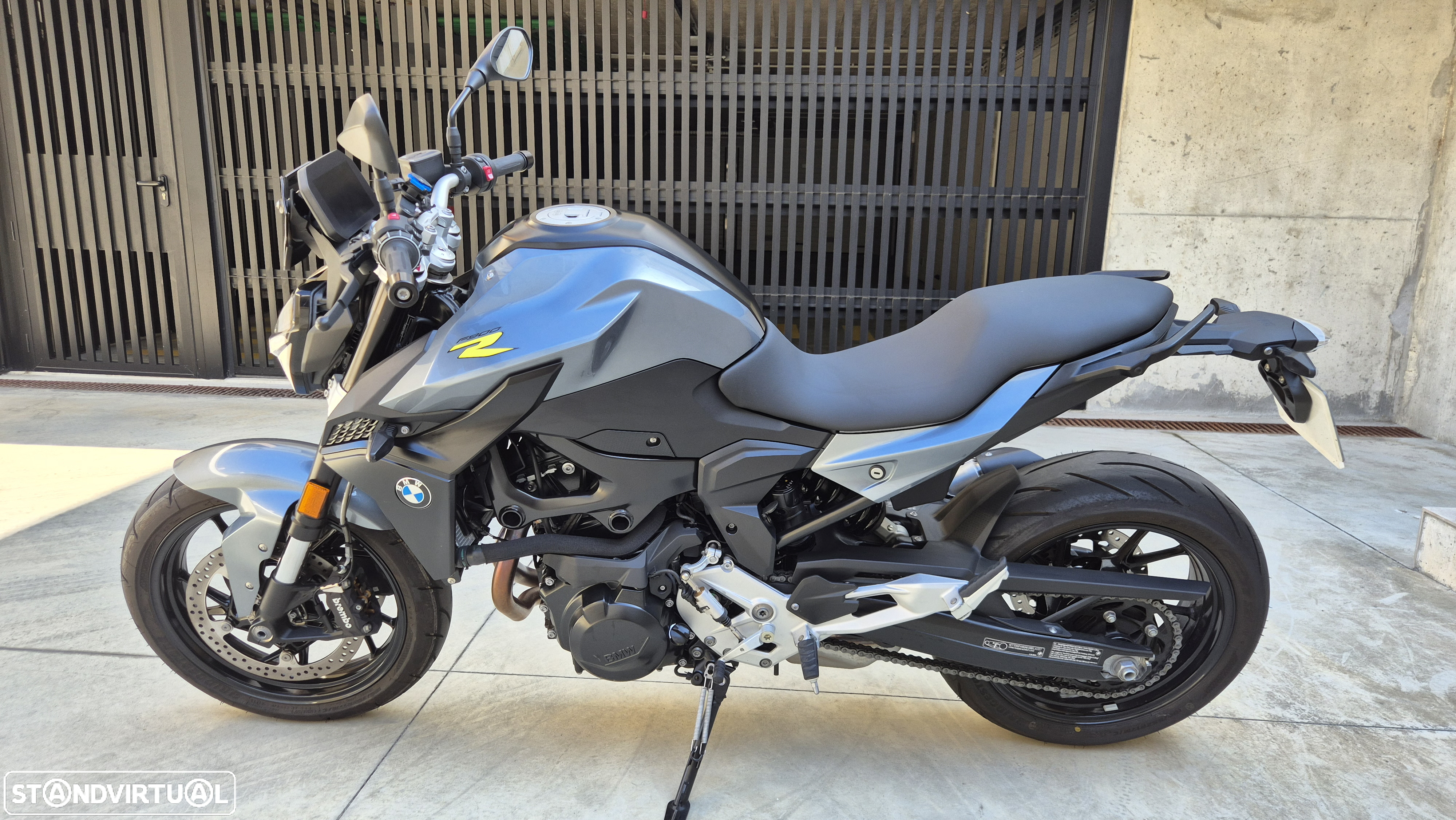 BMW F 900 R - 2