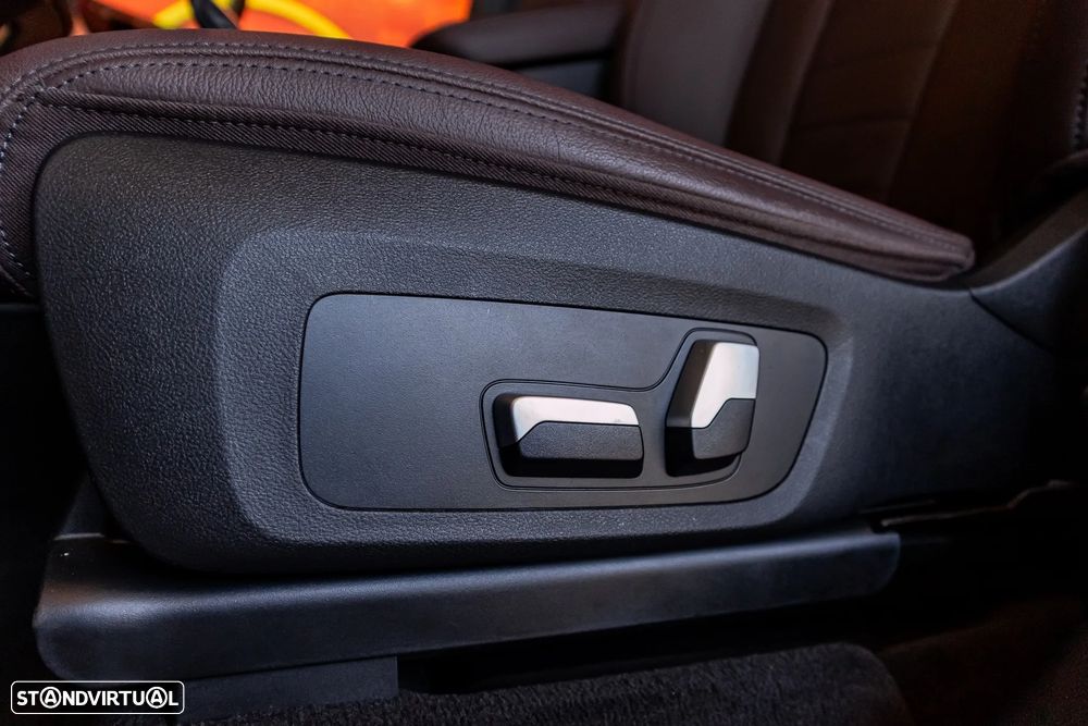BMW iX3 Inspiring - 11