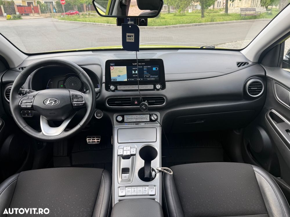 Hyundai KONA 204CP Luxury+ - 3