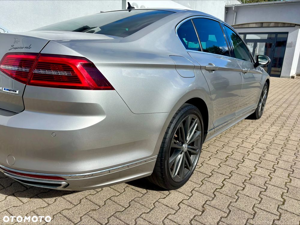 Volkswagen Passat - 7