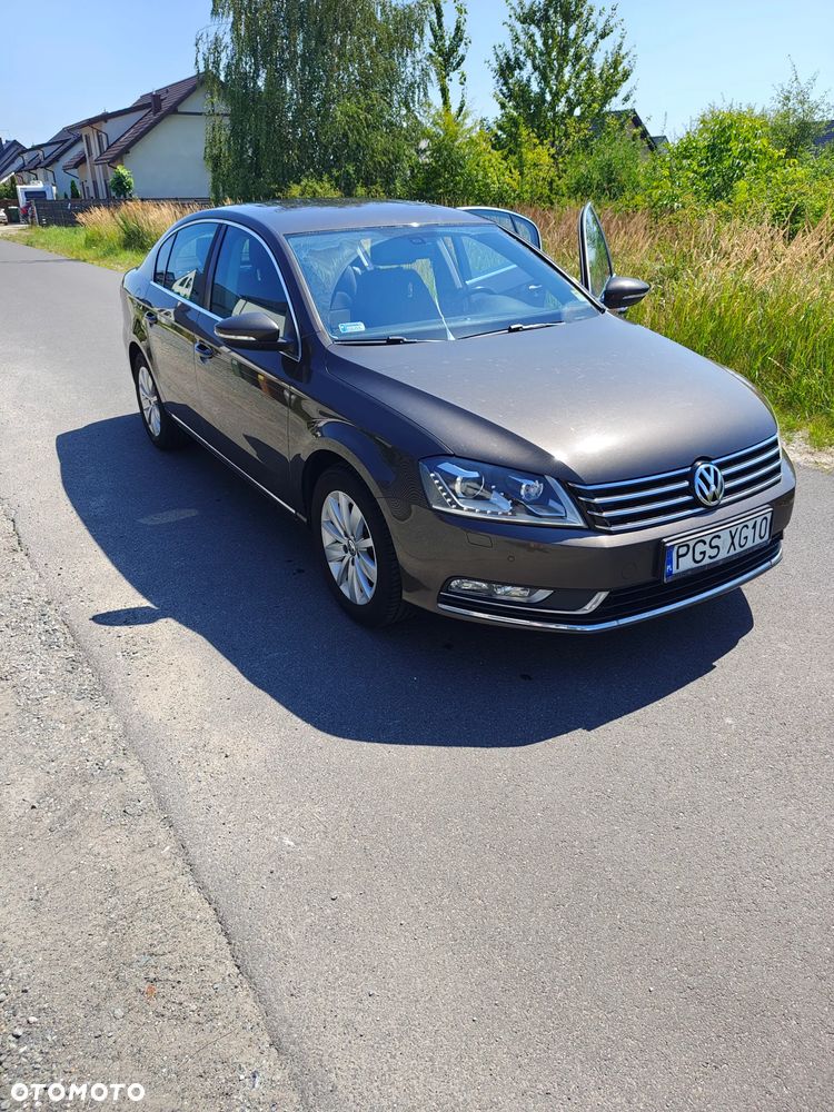 Volkswagen Passat 1.8 TSI Comfortline - 4