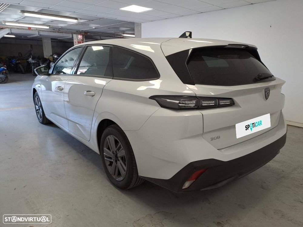 Peugeot 308 1.2 Hybrid Style e-DCS6 - 5