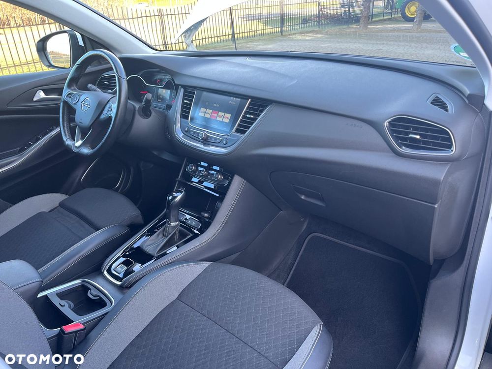 Opel Grandland X - 34