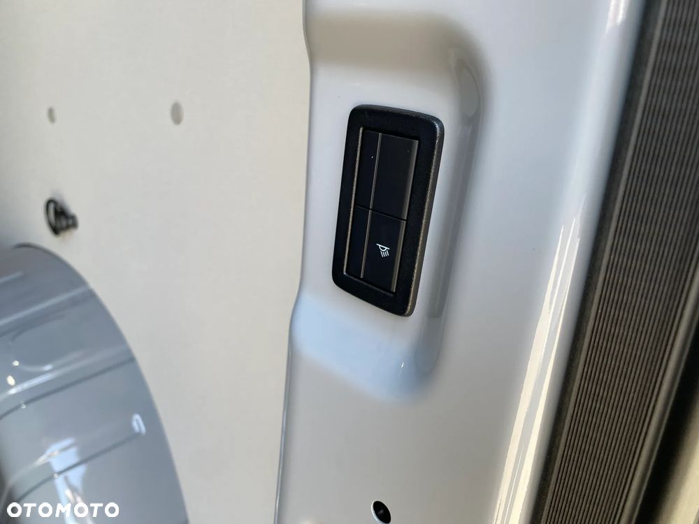 Ford Transit Custom - 14