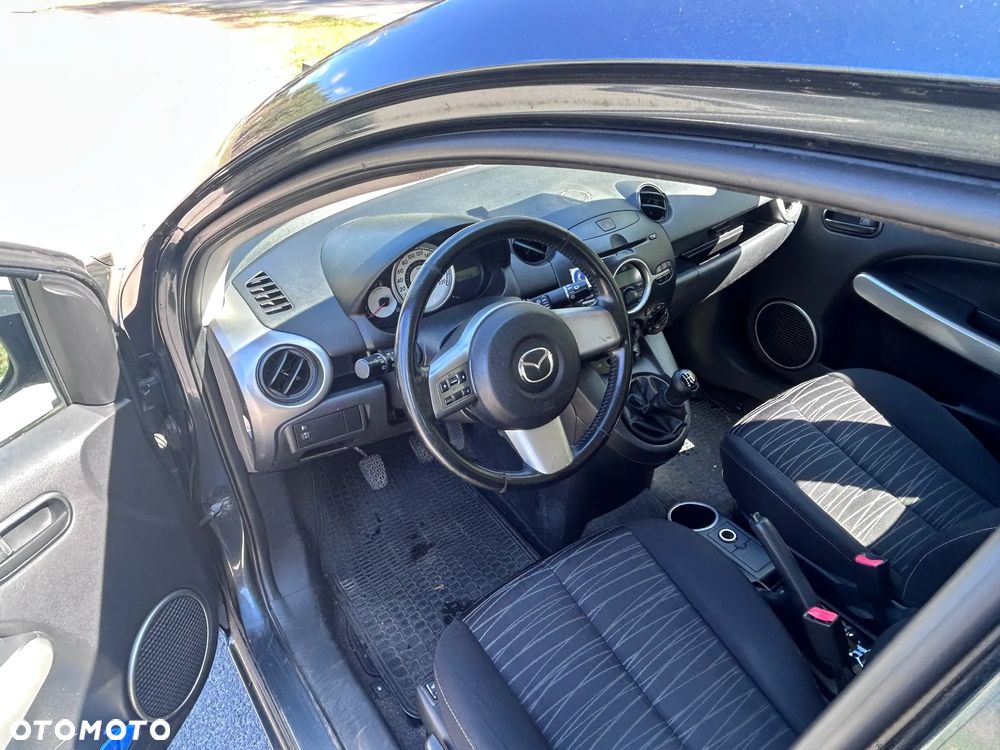 Mazda 2 1.5 Sport - 2