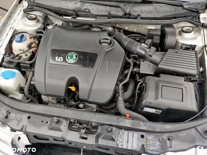 Skoda Octavia 1.6 Selection - 14