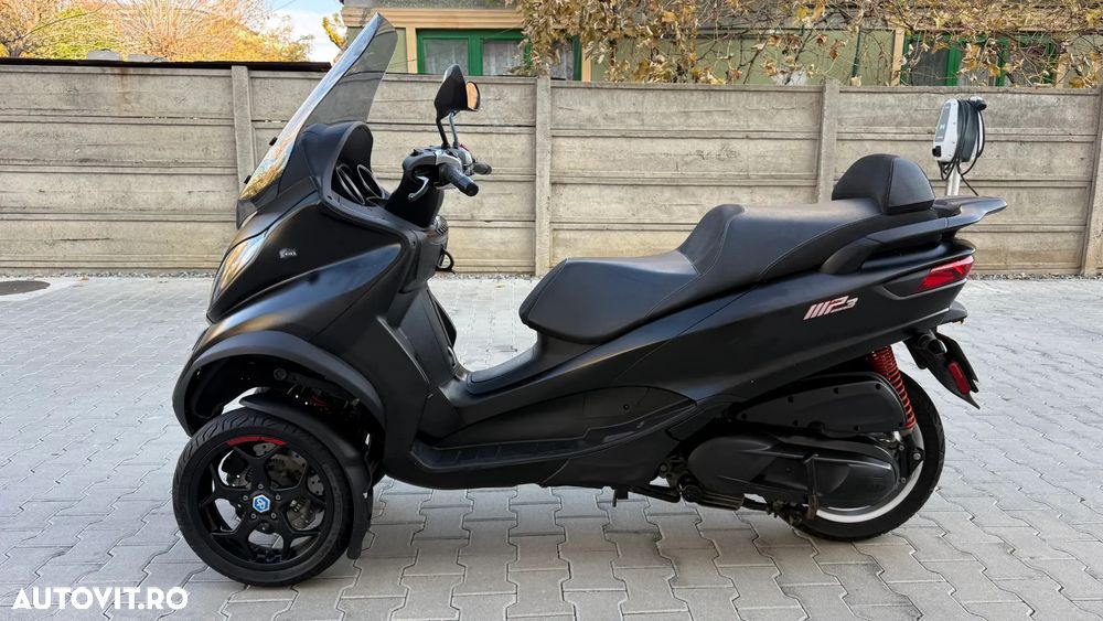 Piaggio MP3 350 Sport - 2