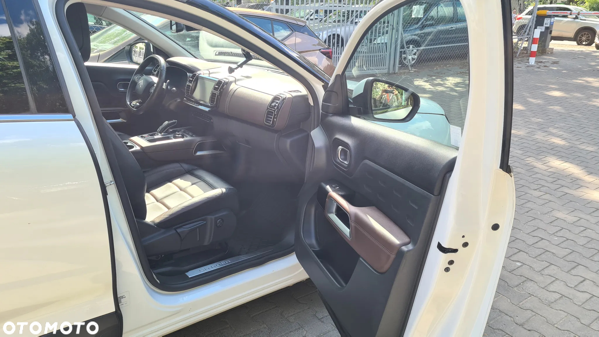 Citroën C5 Aircross 1.6 PureTech Shine EAT8 - 13