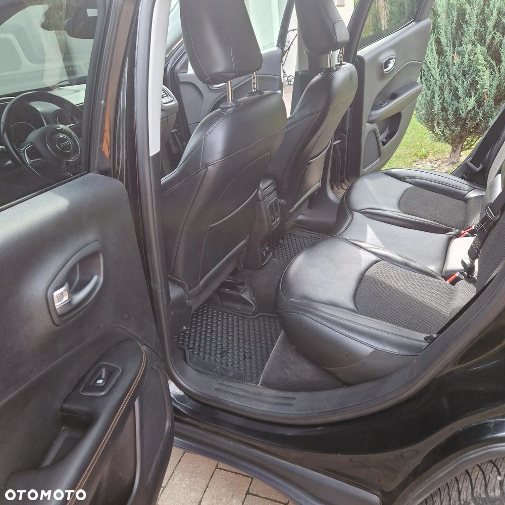 Jeep Compass - 9