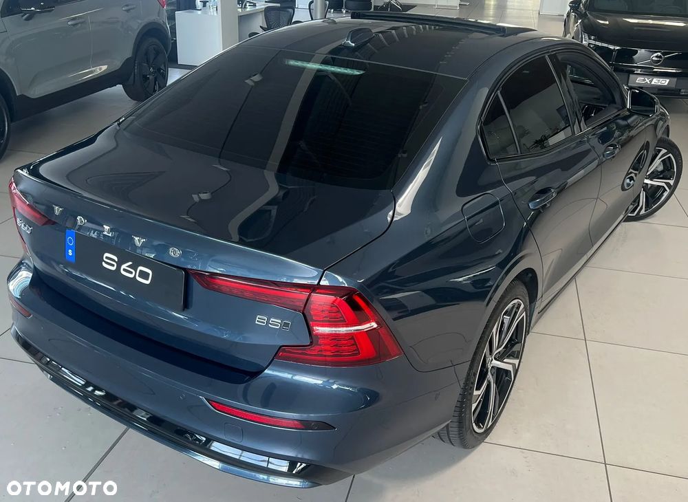 Volvo S60 B5 B AWD Ultimate Dark - 5