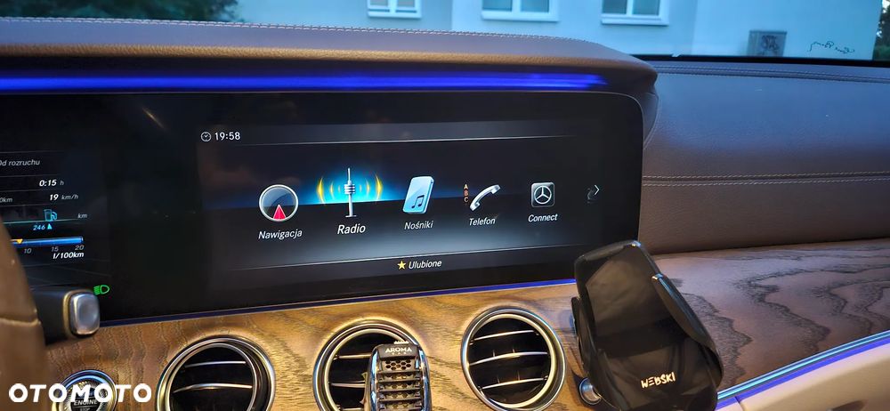 Mercedes-Benz Klasa E - 9
