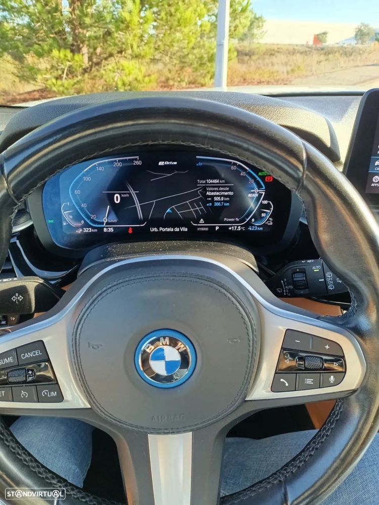 BMW 530 e Pack Desportivo M - 2
