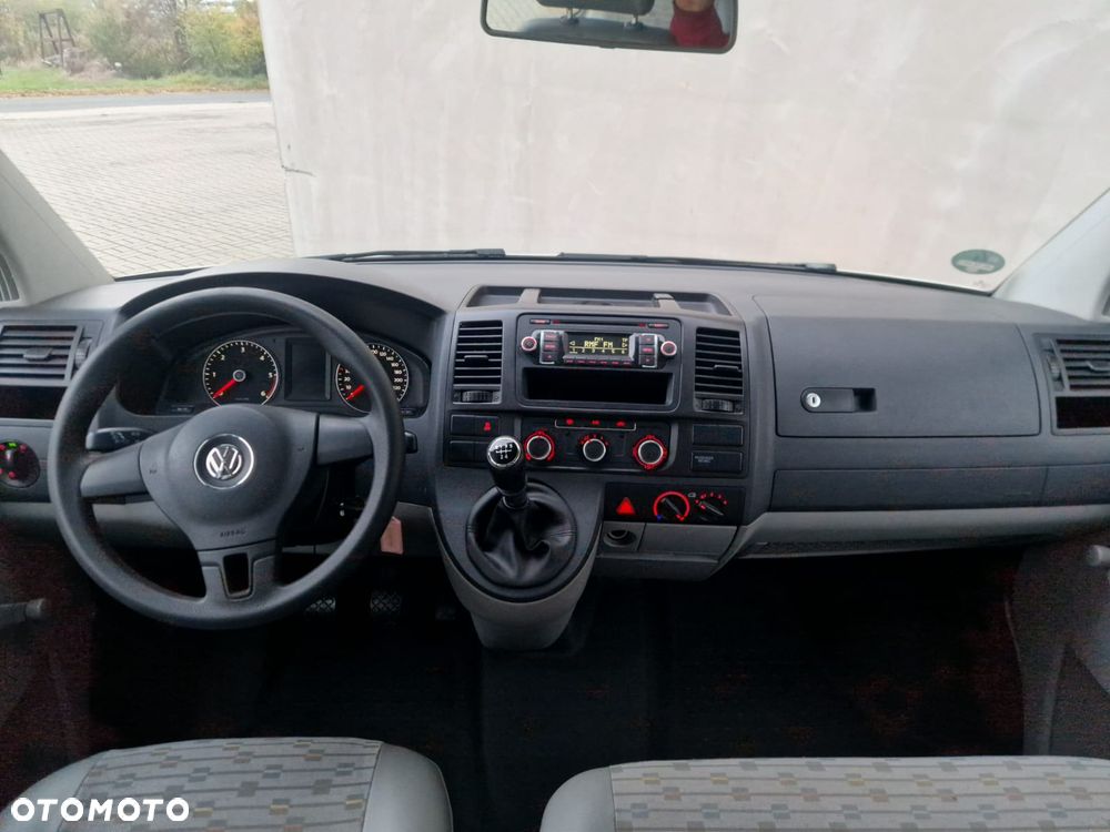 Volkswagen Transporter - 10