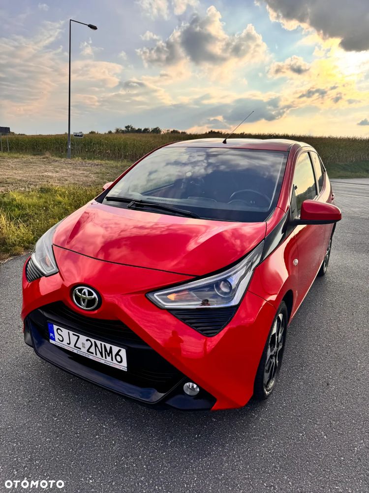 Toyota Aygo 1.0 VVT-i Color Edition - 1