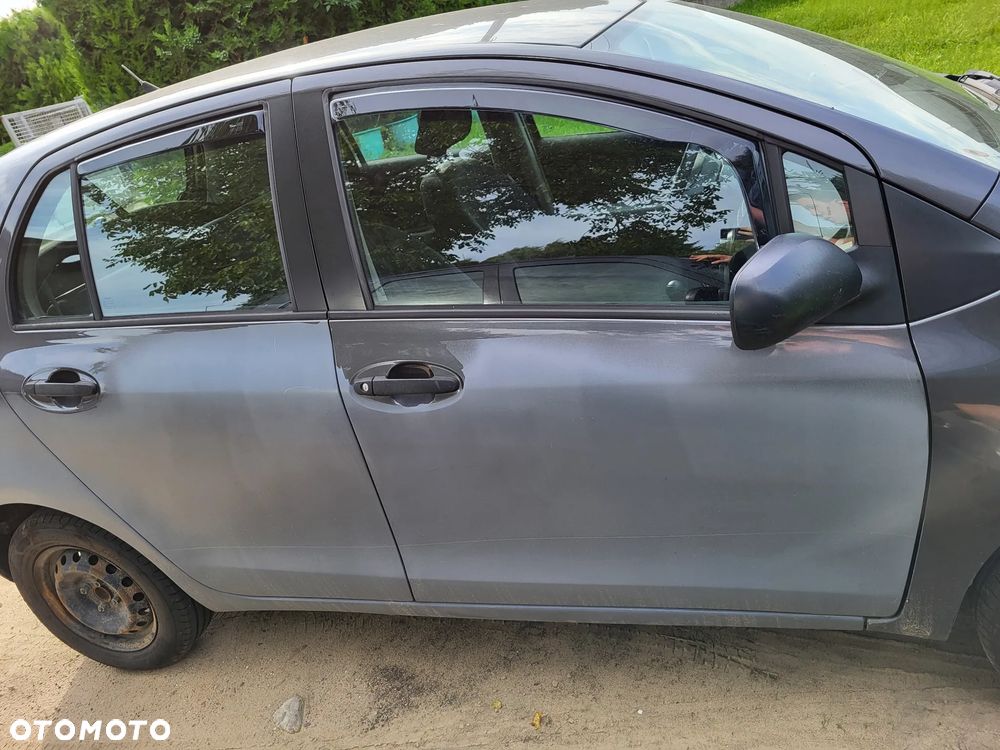 Toyota Yaris 1.0 Active - 13