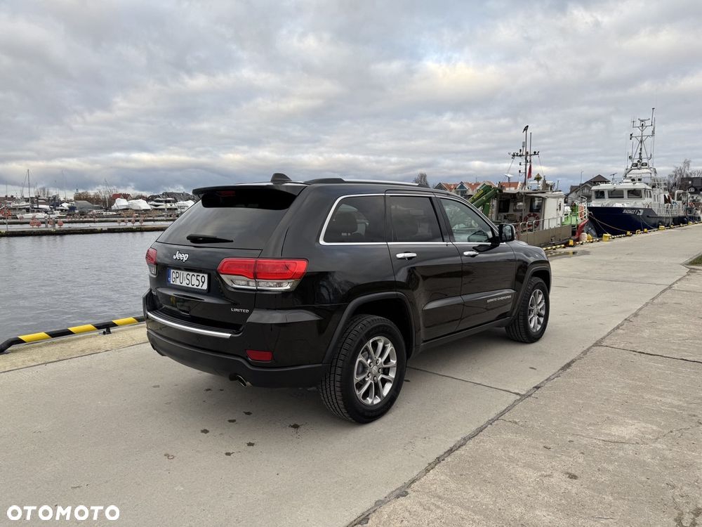 Jeep Grand Cherokee - 19