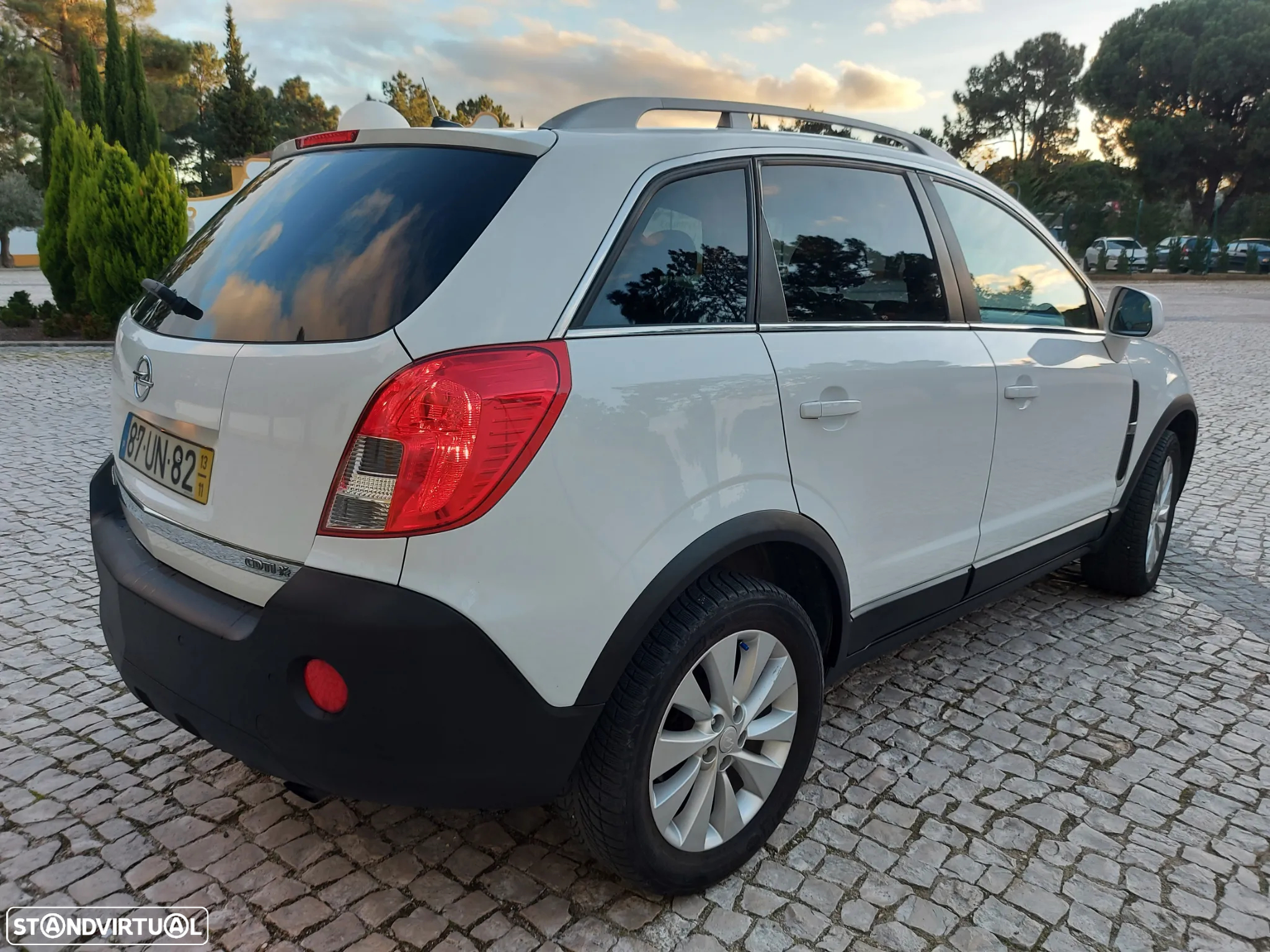 Opel Antara 2.2 CDTI 4x4 Cosmo - 4