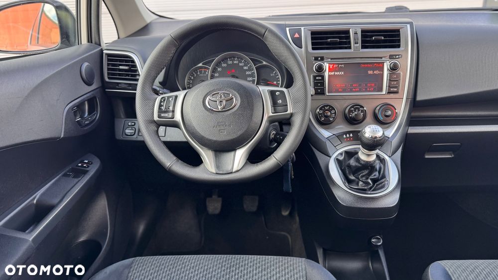 Toyota Verso S 1.33 VVT-i Cool - 24