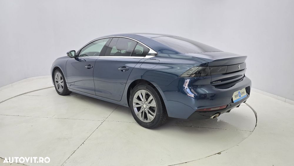 Peugeot 508 - 8