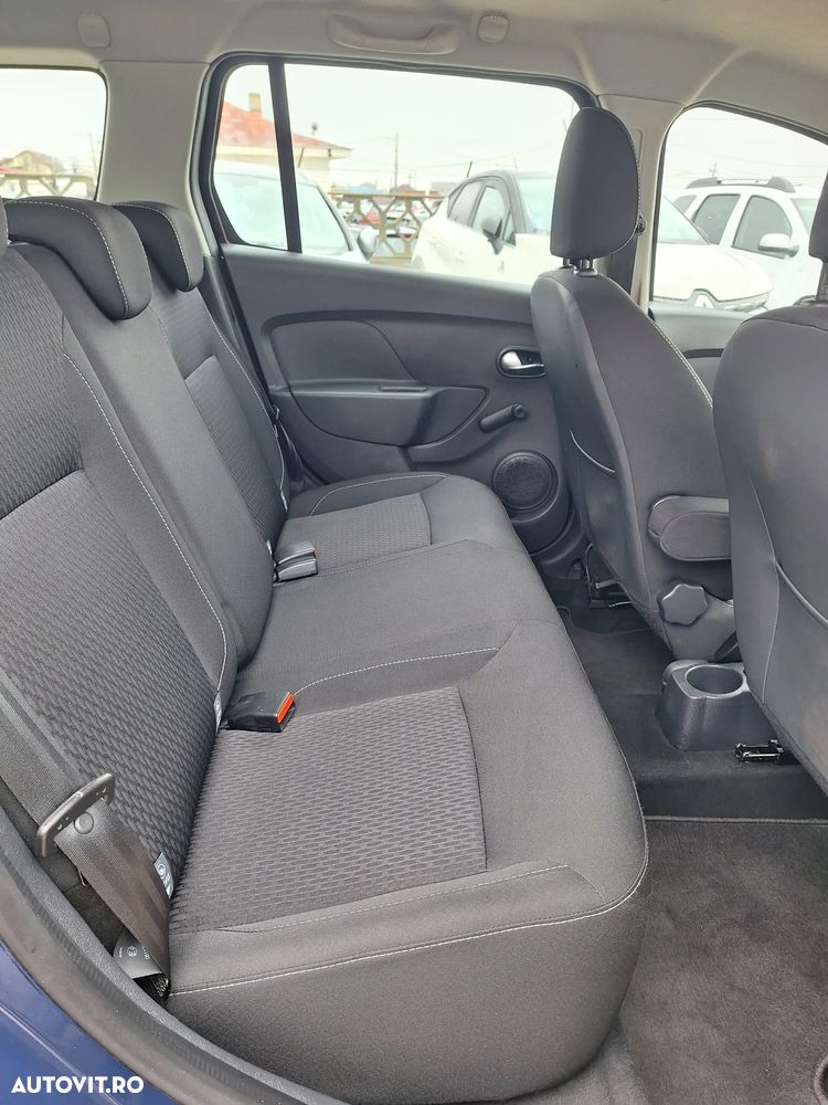 Dacia Logan TCe 90 Laureate - 11