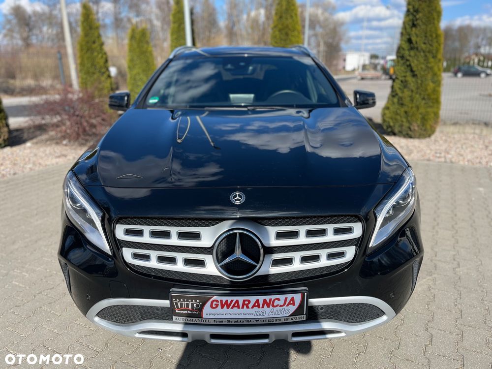 Mercedes-Benz GLA 180 UrbanStyle Edition - 6