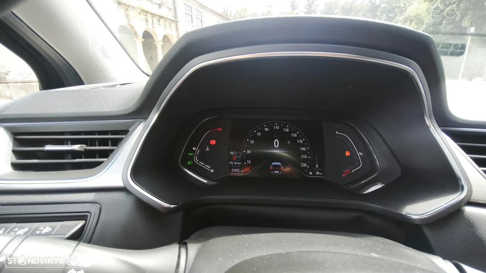 Renault Captur 1.3 TCe Exclusive EDC - 30